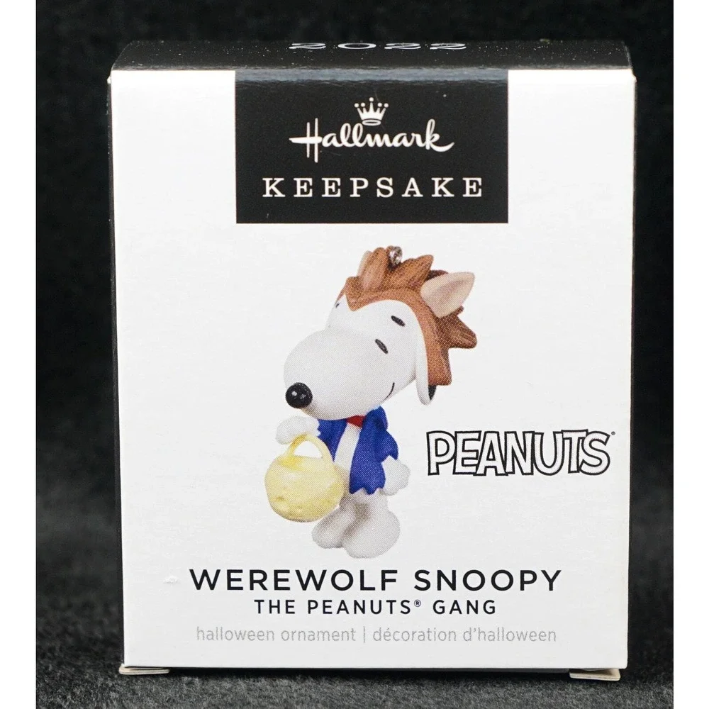 Hallmark 2022 Keepsake Halloween Ornament Werewolf Snoopy Peanuts Gang NEW